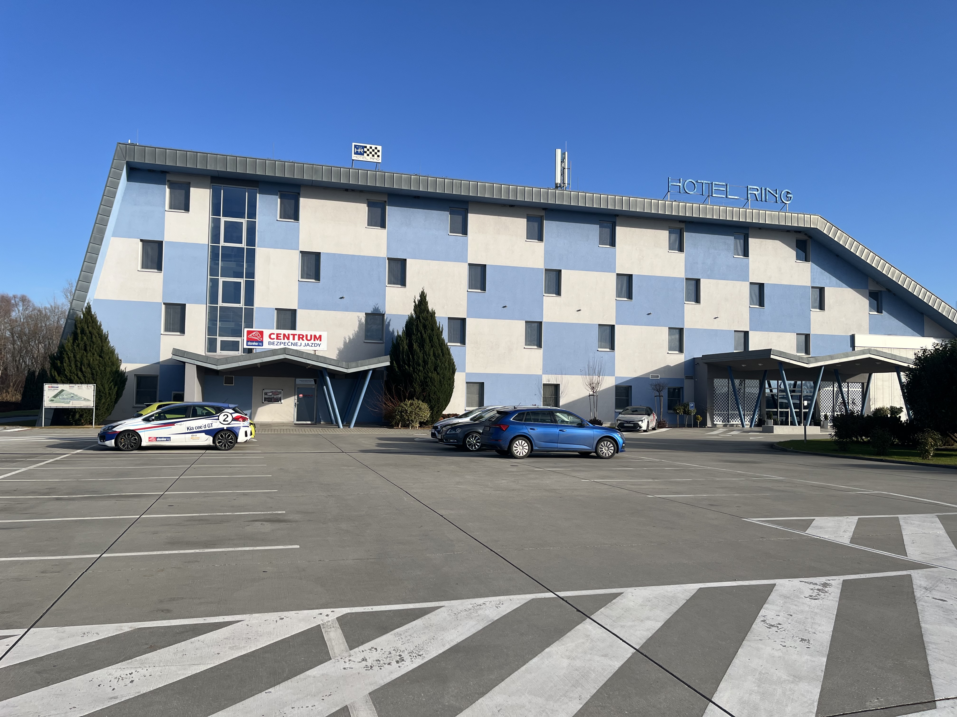 Hotel Ring